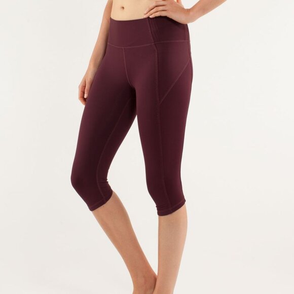 NWOT Lululemon 105 F Crop *Bordeaux Drama (US 6) - Picture 1 of 9
